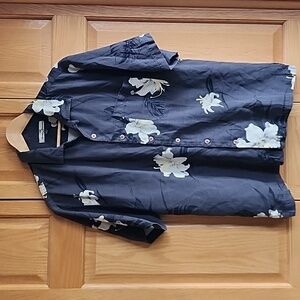 Tommy Bahama Medium Hawaiian casual button down shirt silk